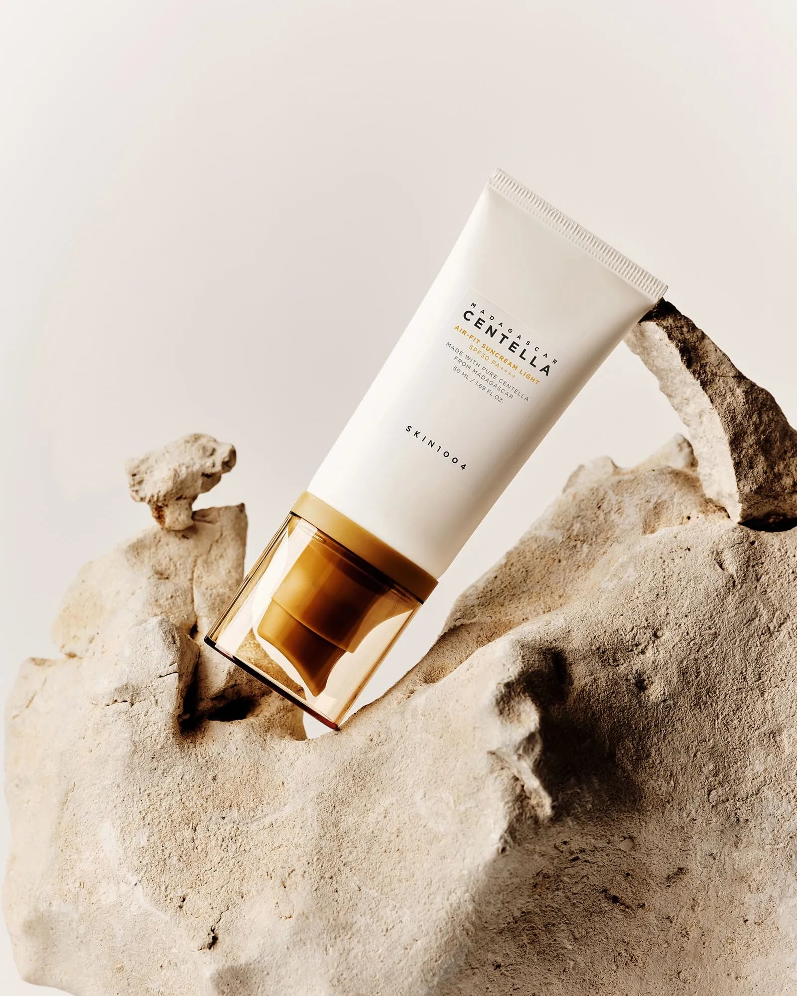 SKIN1004 Madagascar Centella Air Fit Suncream Light [50ml]