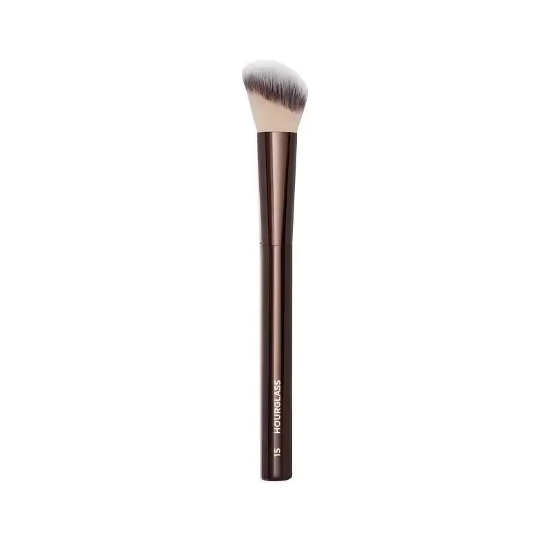 Hourglass No.15 Blush Brush